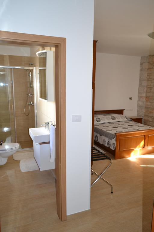 Guesthouse บาเล ภายนอก รูปภาพ