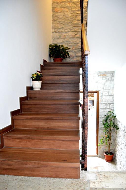Guesthouse บาเล ภายนอก รูปภาพ