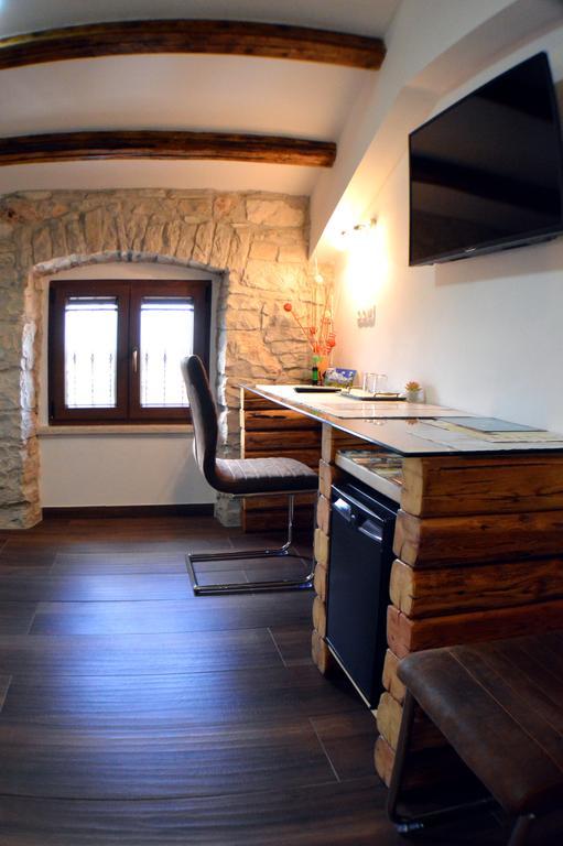 Guesthouse บาเล ภายนอก รูปภาพ